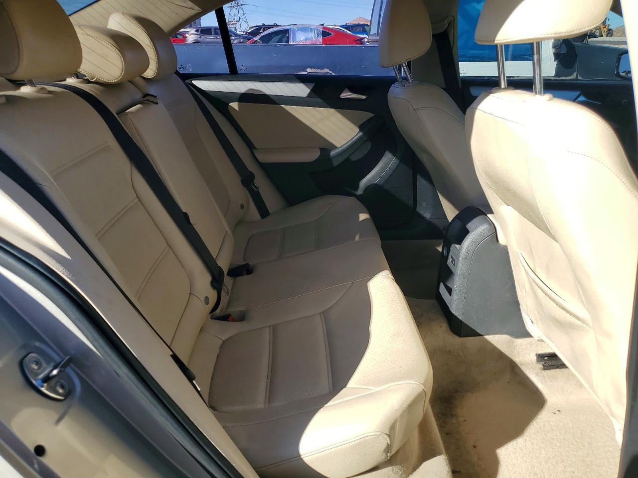 2013 VOLKSWAGEN JETTA SE photo 10