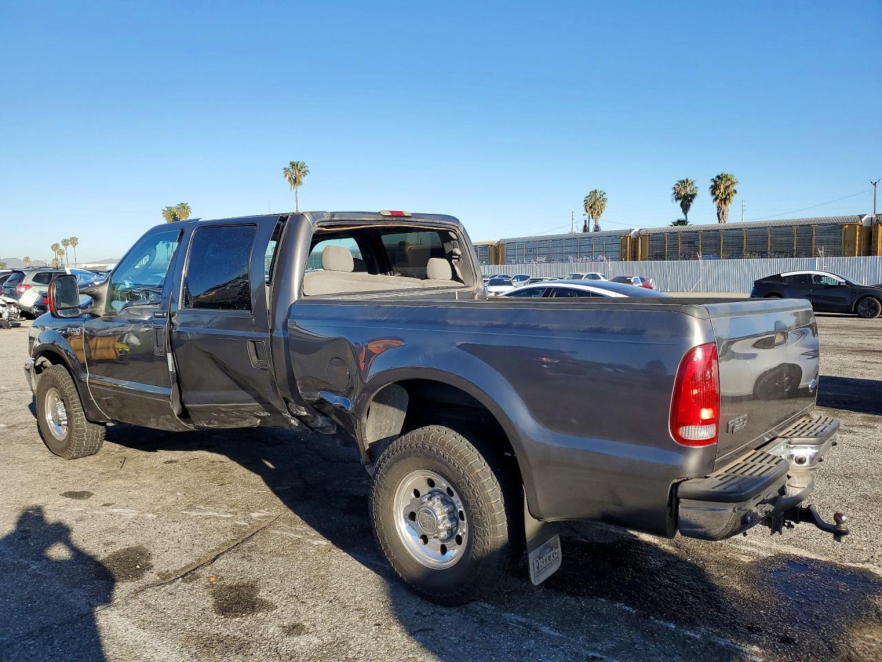 2004 FORD F250 SUPER DUTY photo 2