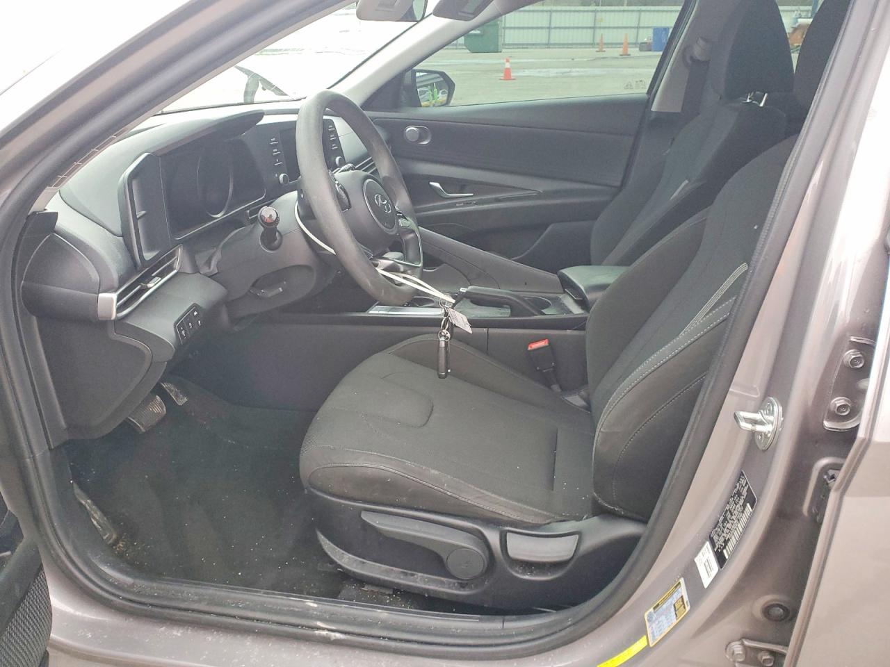 2021 HYUNDAI ELANTRA SE photo 7