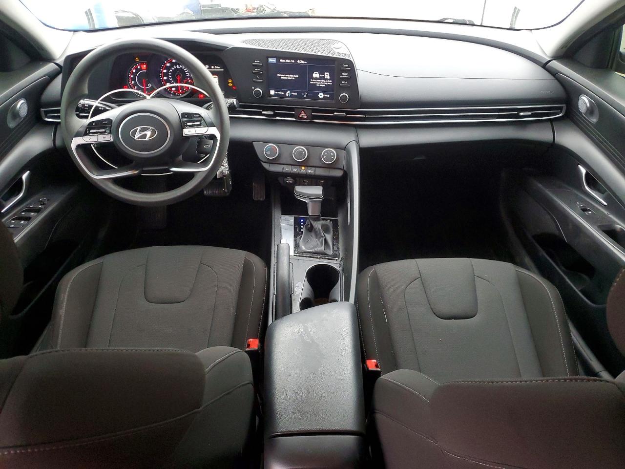 2021 HYUNDAI ELANTRA SE photo 8