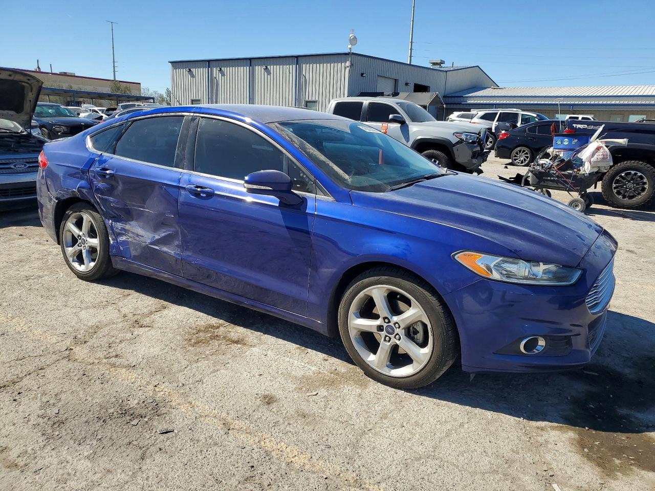 2016 FORD FUSION SE photo 4