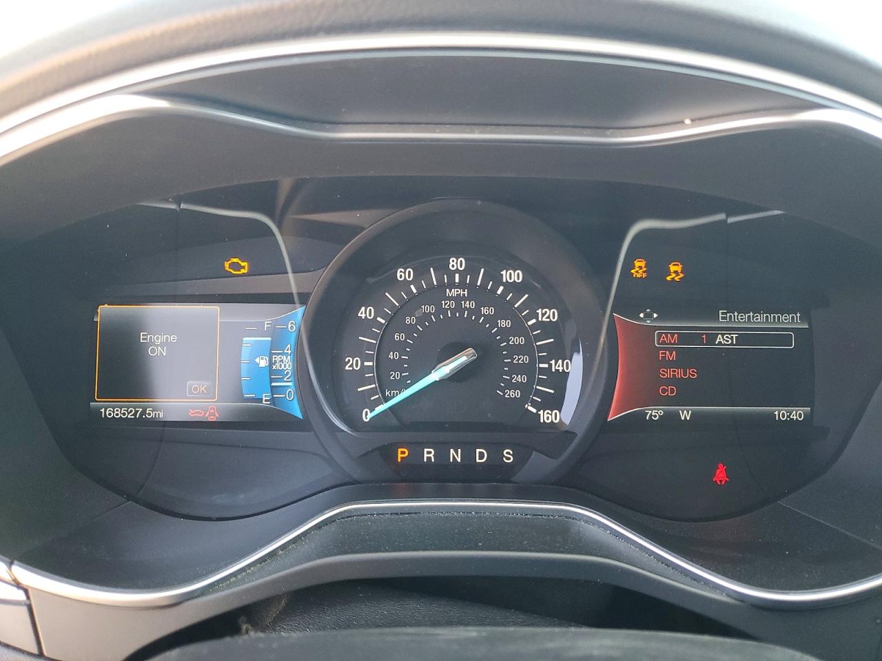 2016 FORD FUSION SE photo 9