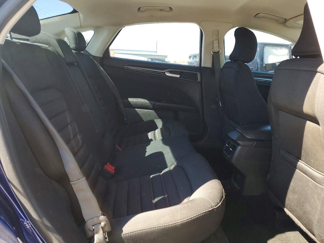 2016 FORD FUSION SE photo 10