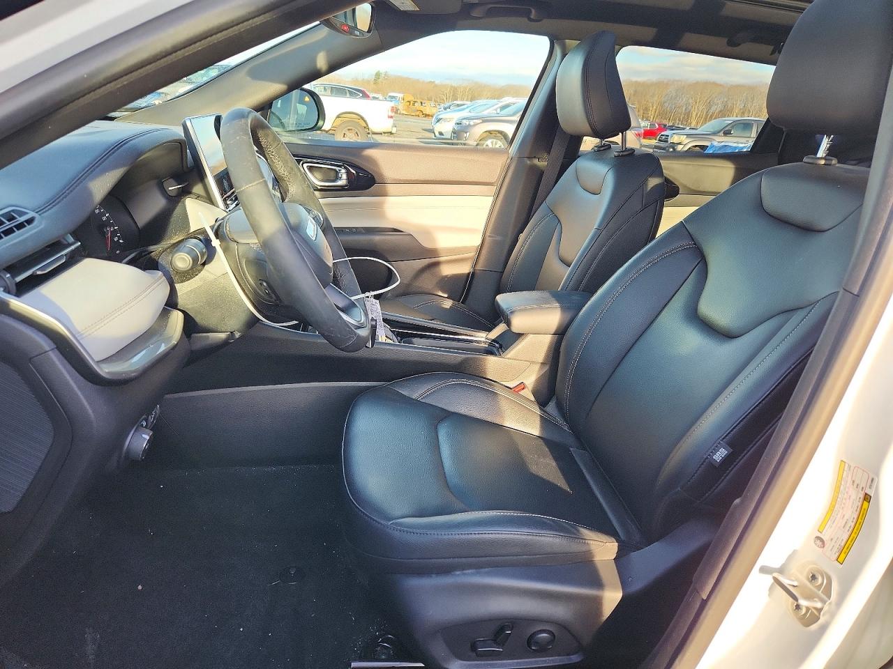 2025 JEEP COMPASS LIMITED photo 13