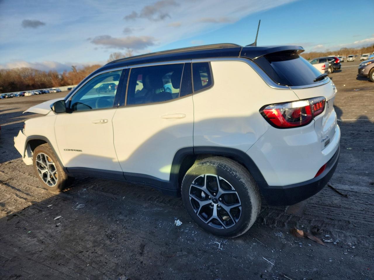 2025 JEEP COMPASS LIMITED photo 3
