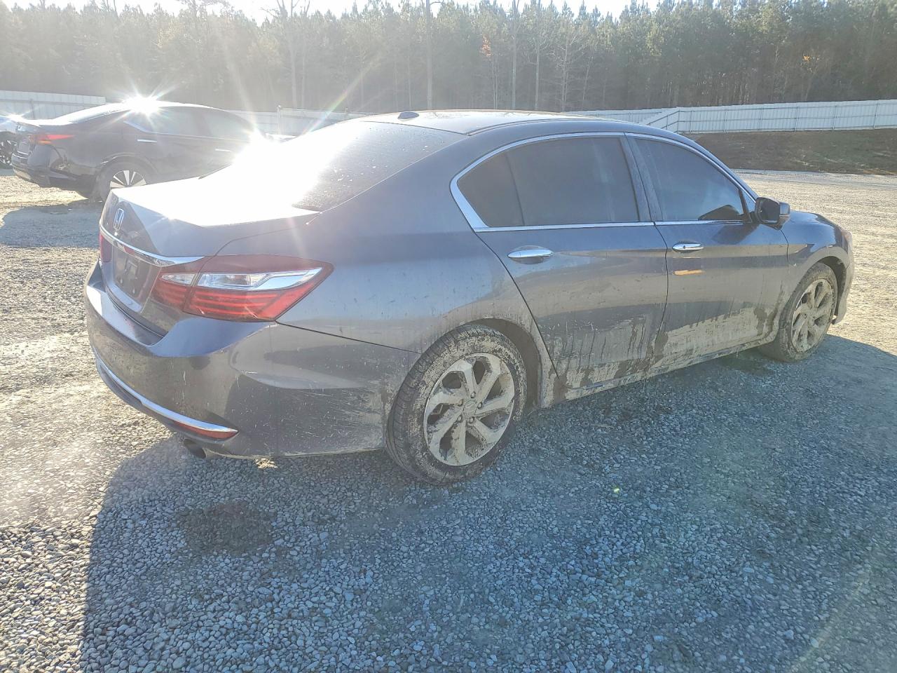 2017 HONDA ACCORD EX photo 5