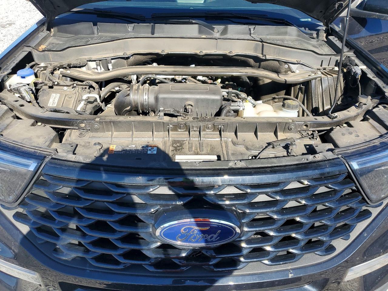 2023 FORD EXPLORER ST-LINE photo 23