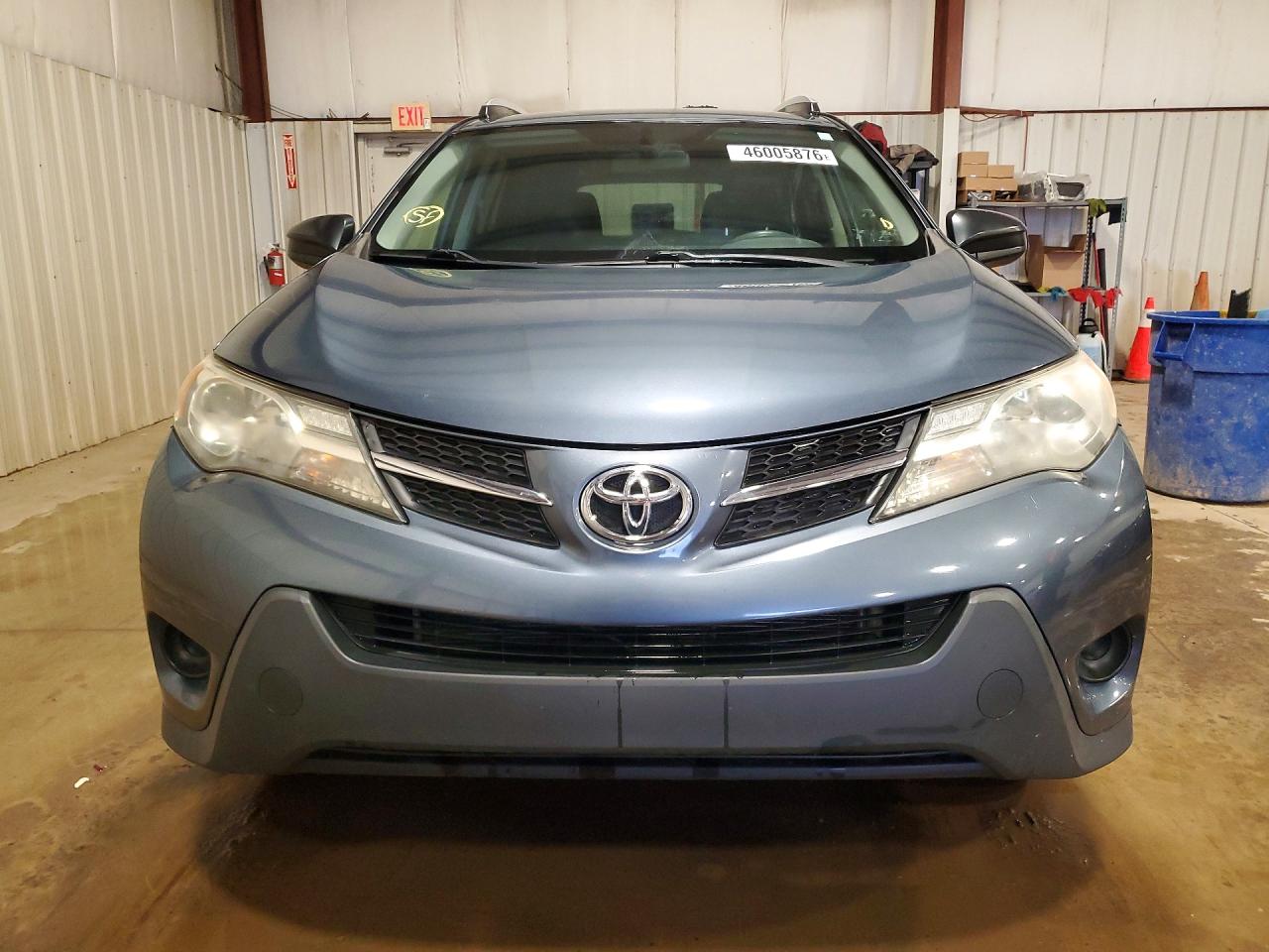 2014 TOYOTA RAV4 LE photo 5