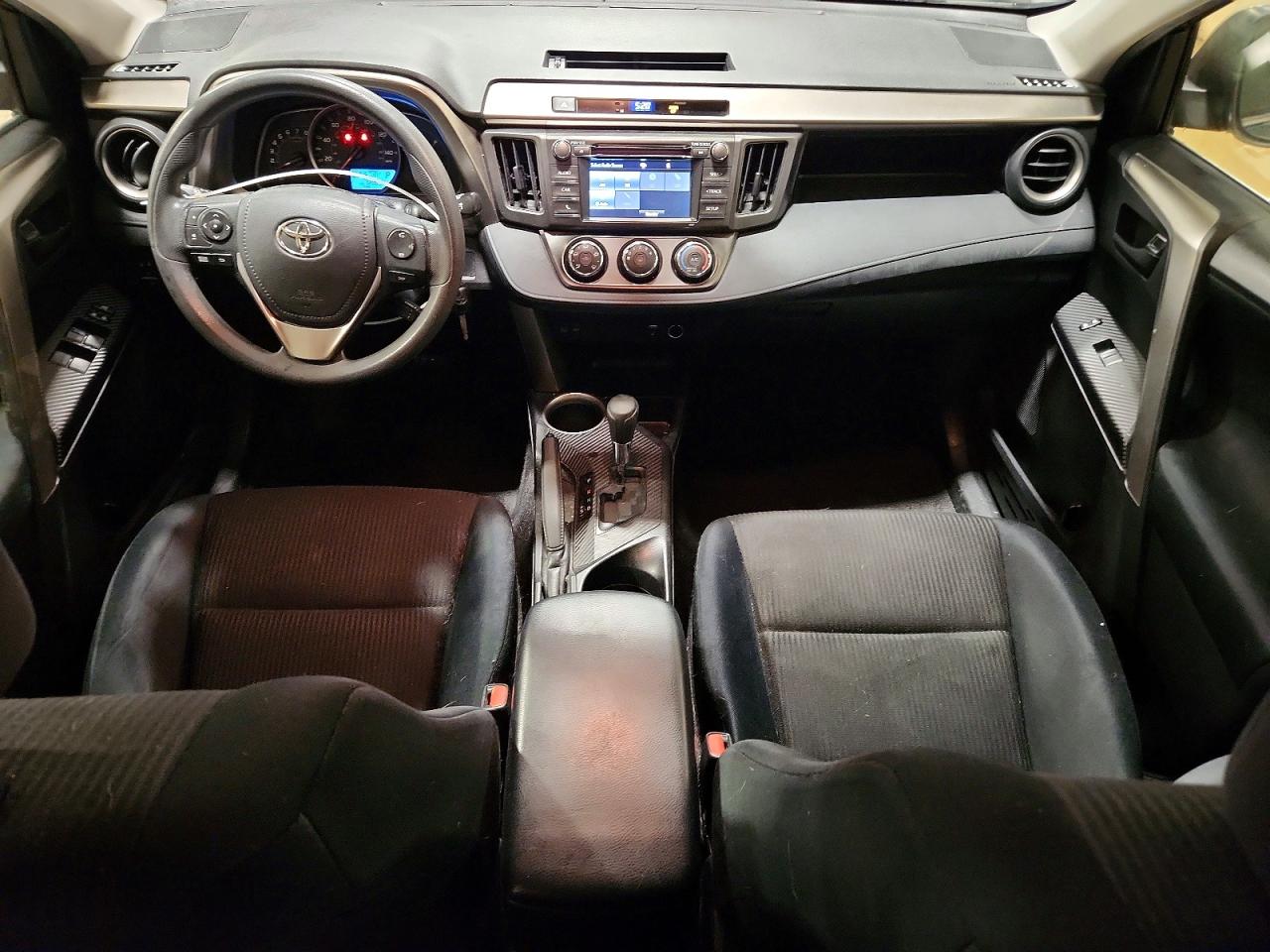 2014 TOYOTA RAV4 LE photo 8
