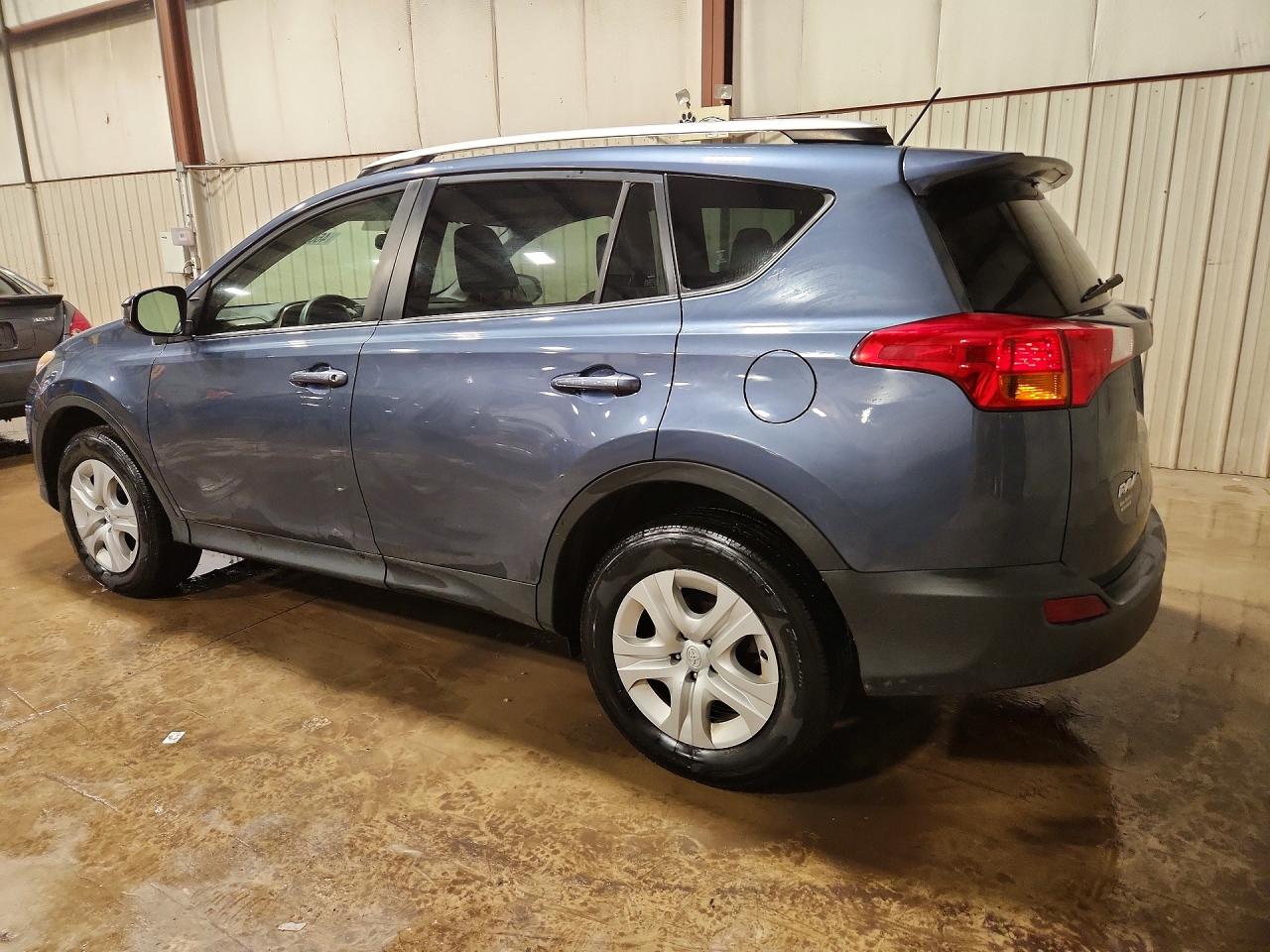 2014 TOYOTA RAV4 LE photo 2