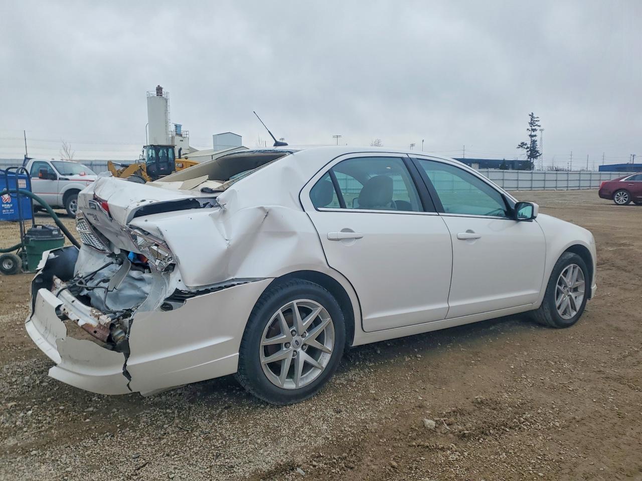 2010 FORD FUSION SEL photo 3