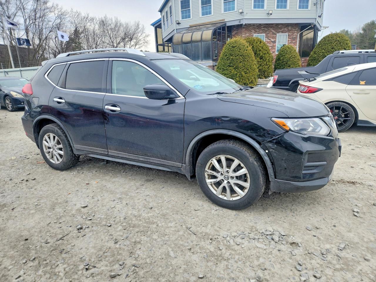 2018 NISSAN ROGUE SV photo 10