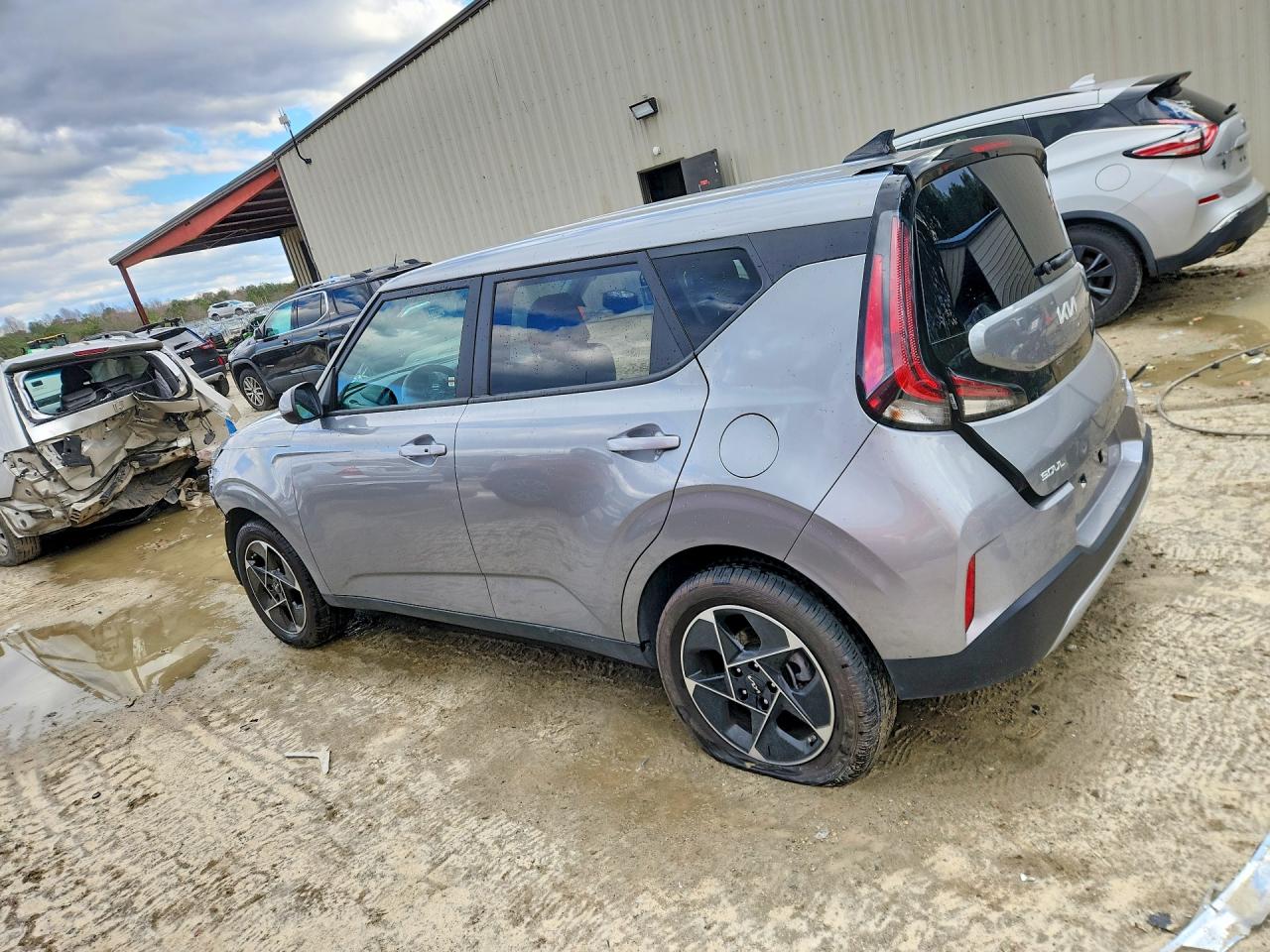 2024 KIA SOUL EX photo 3