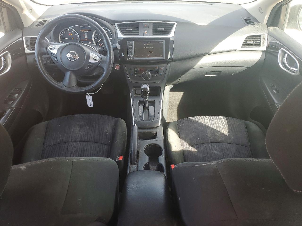2019 NISSAN SENTRA SV photo 8