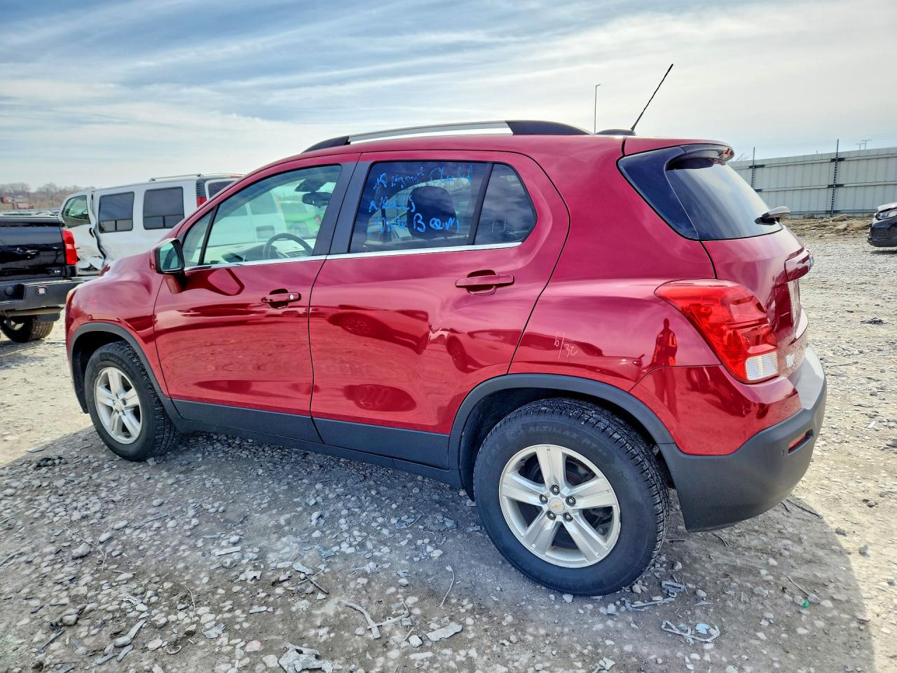 2015 CHEVROLET TRAX photo 4