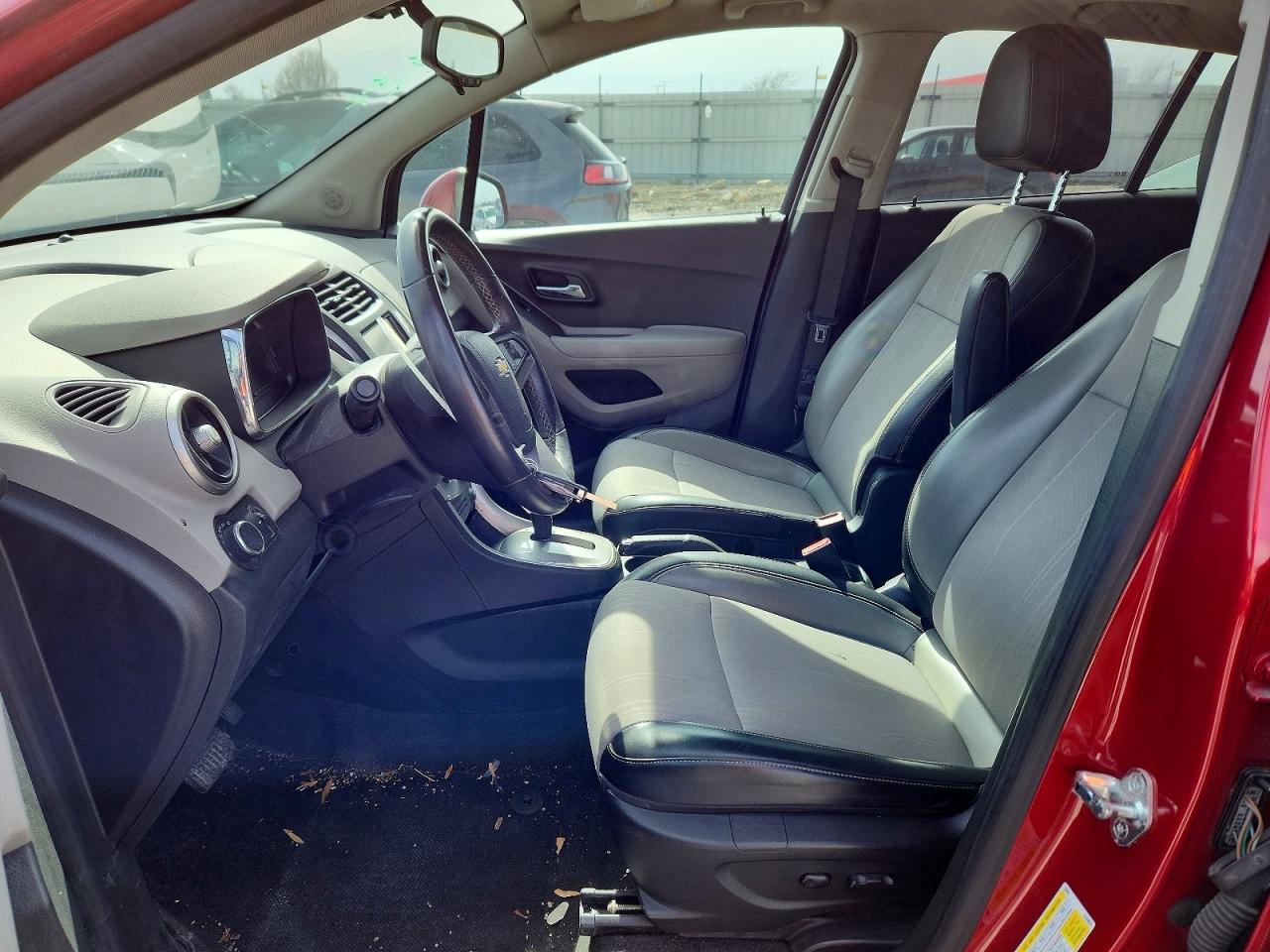2015 CHEVROLET TRAX photo 19