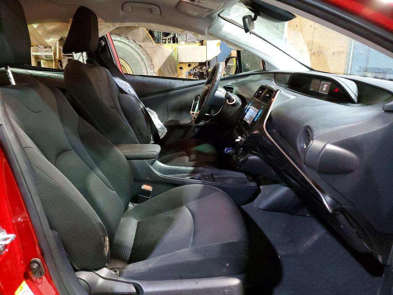 2019 TOYOTA PRIUS LE AWD-E photo 19