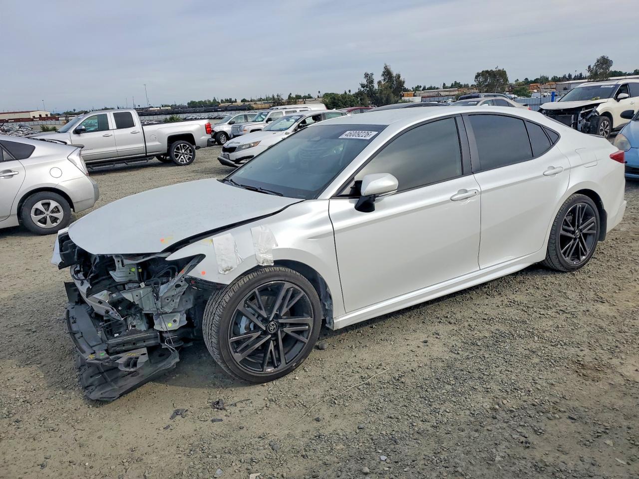 2025 TOYOTA CAMRY