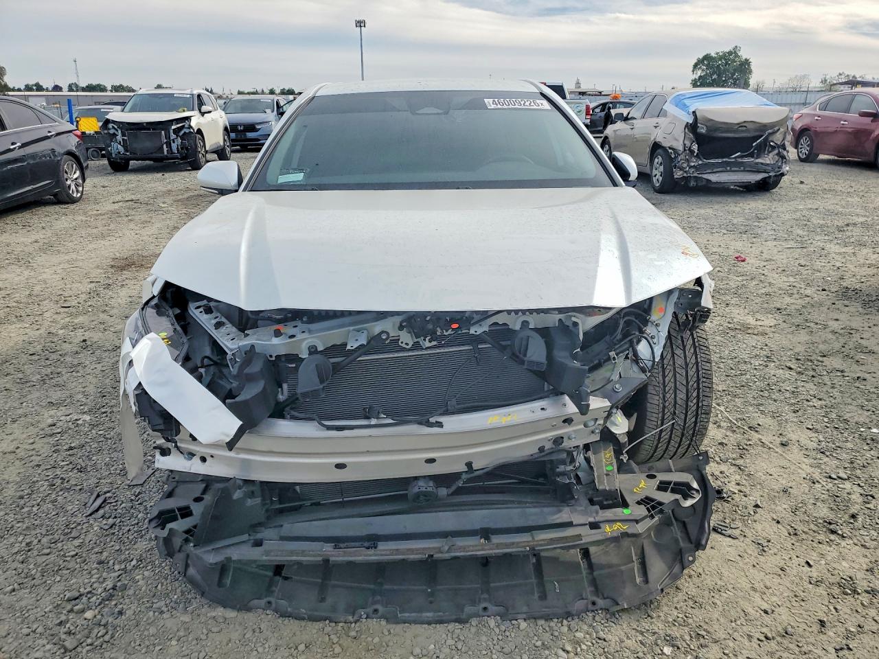 2025 TOYOTA CAMRY XSE photo 9