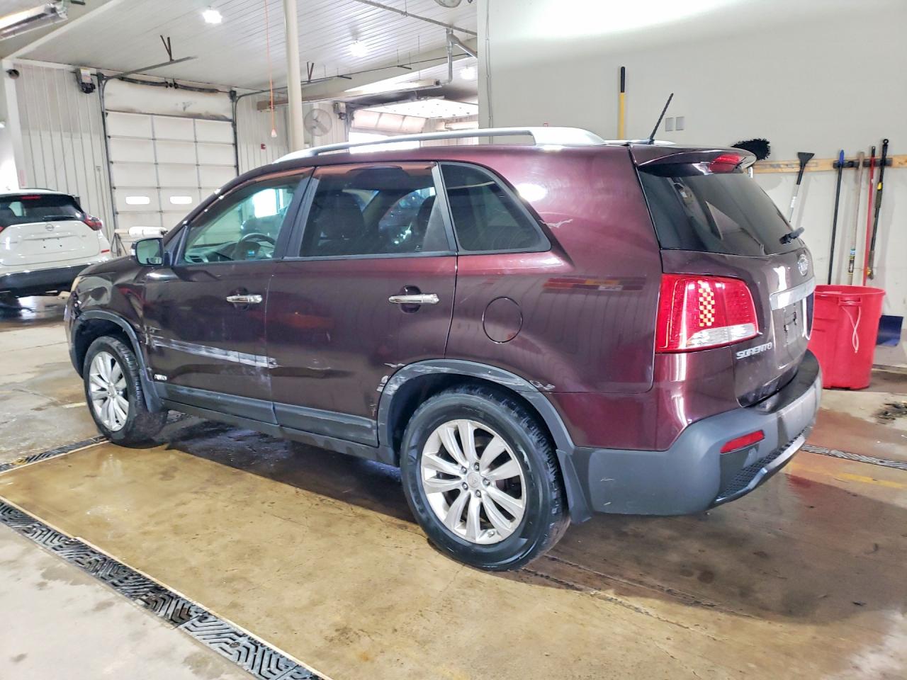 2011 KIA SORENTO EX photo 4