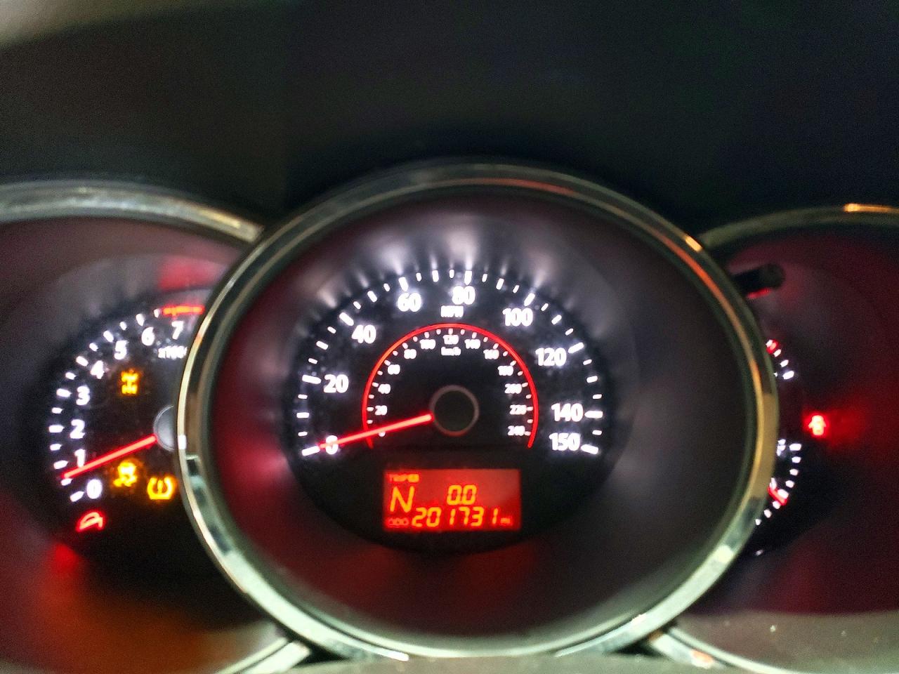 2011 KIA SORENTO EX photo 25