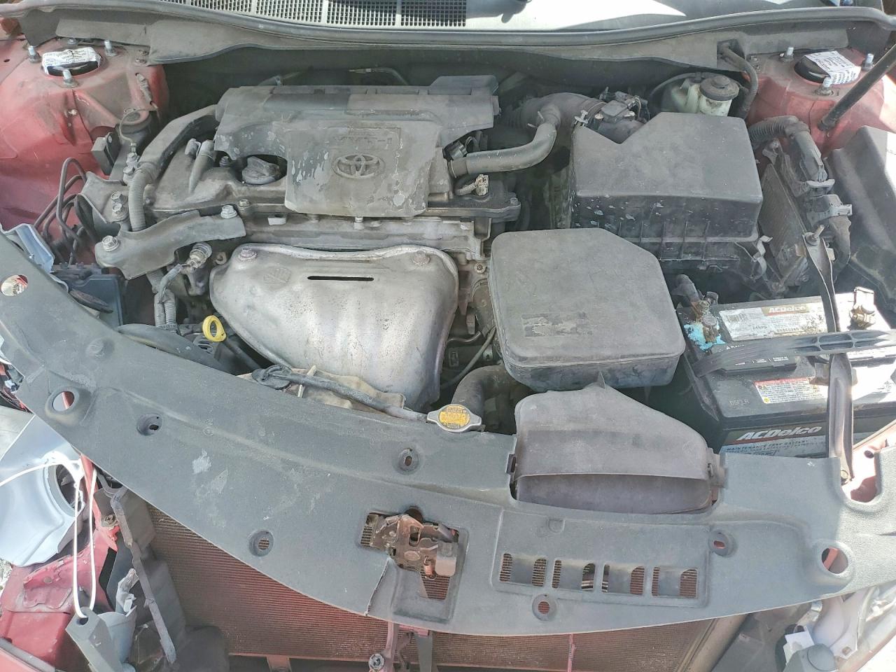 2014 TOYOTA CAMRY SE photo 21