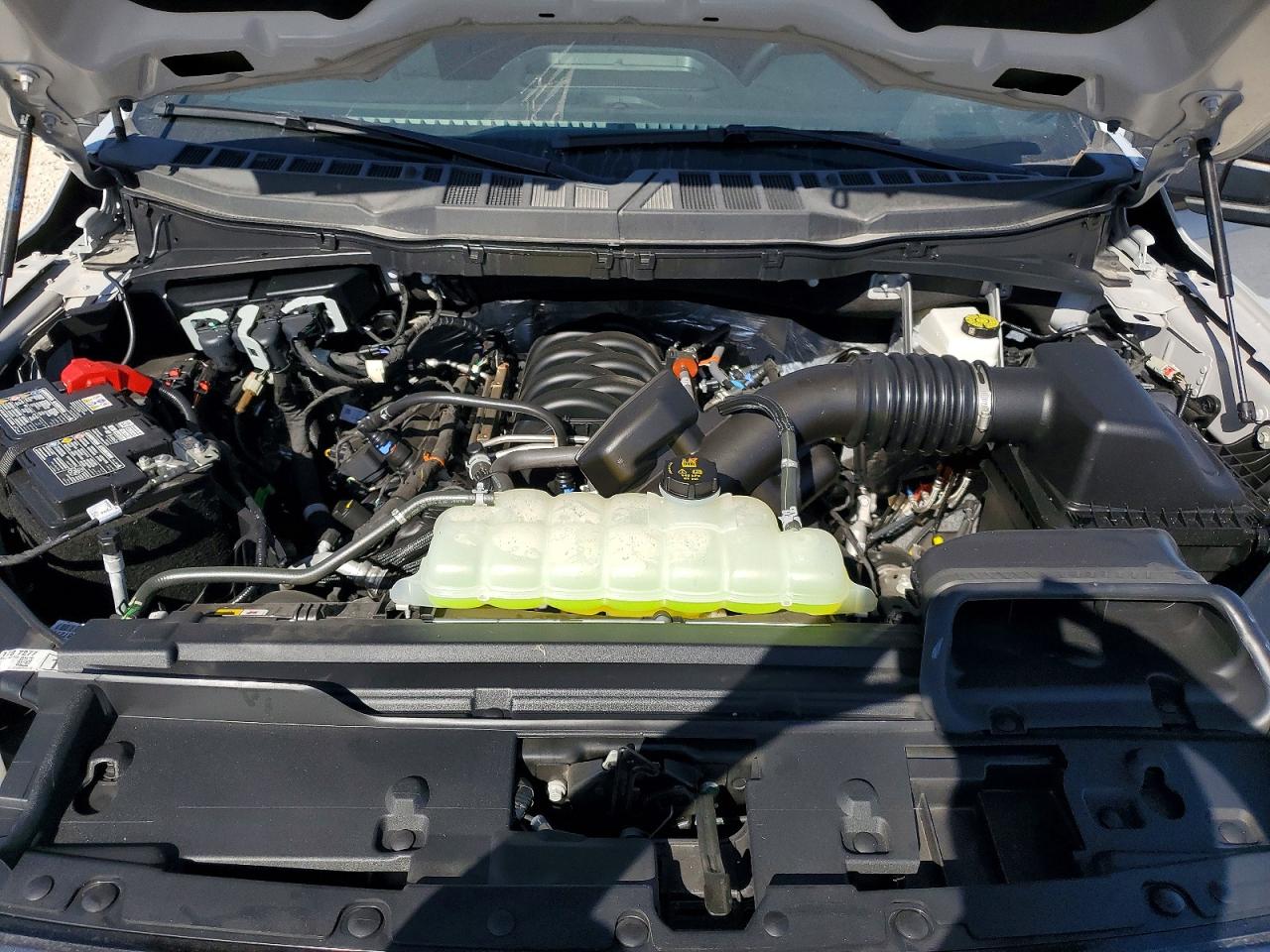 2025 FORD F150 XLT photo 31