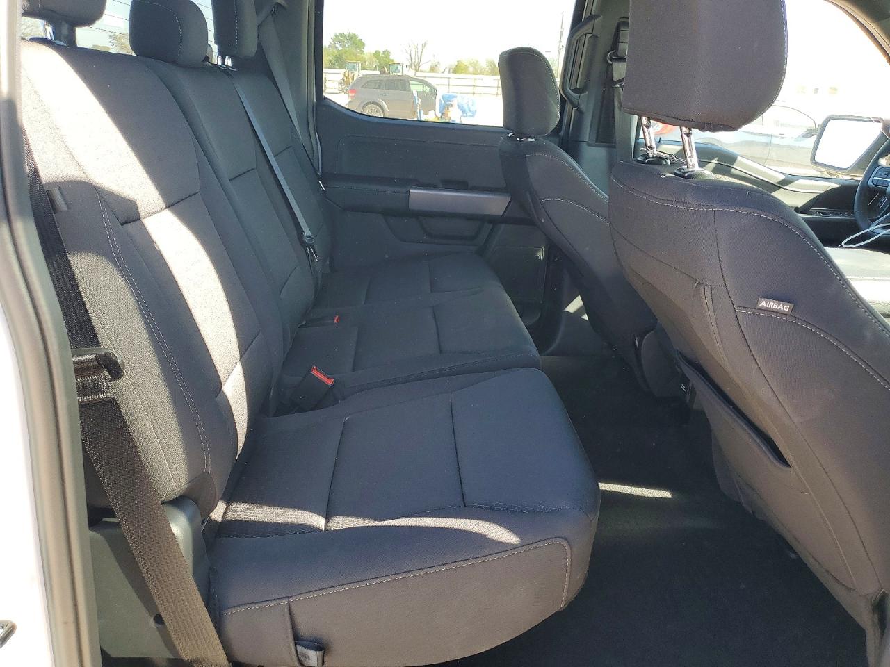 2025 FORD F150 XLT photo 28