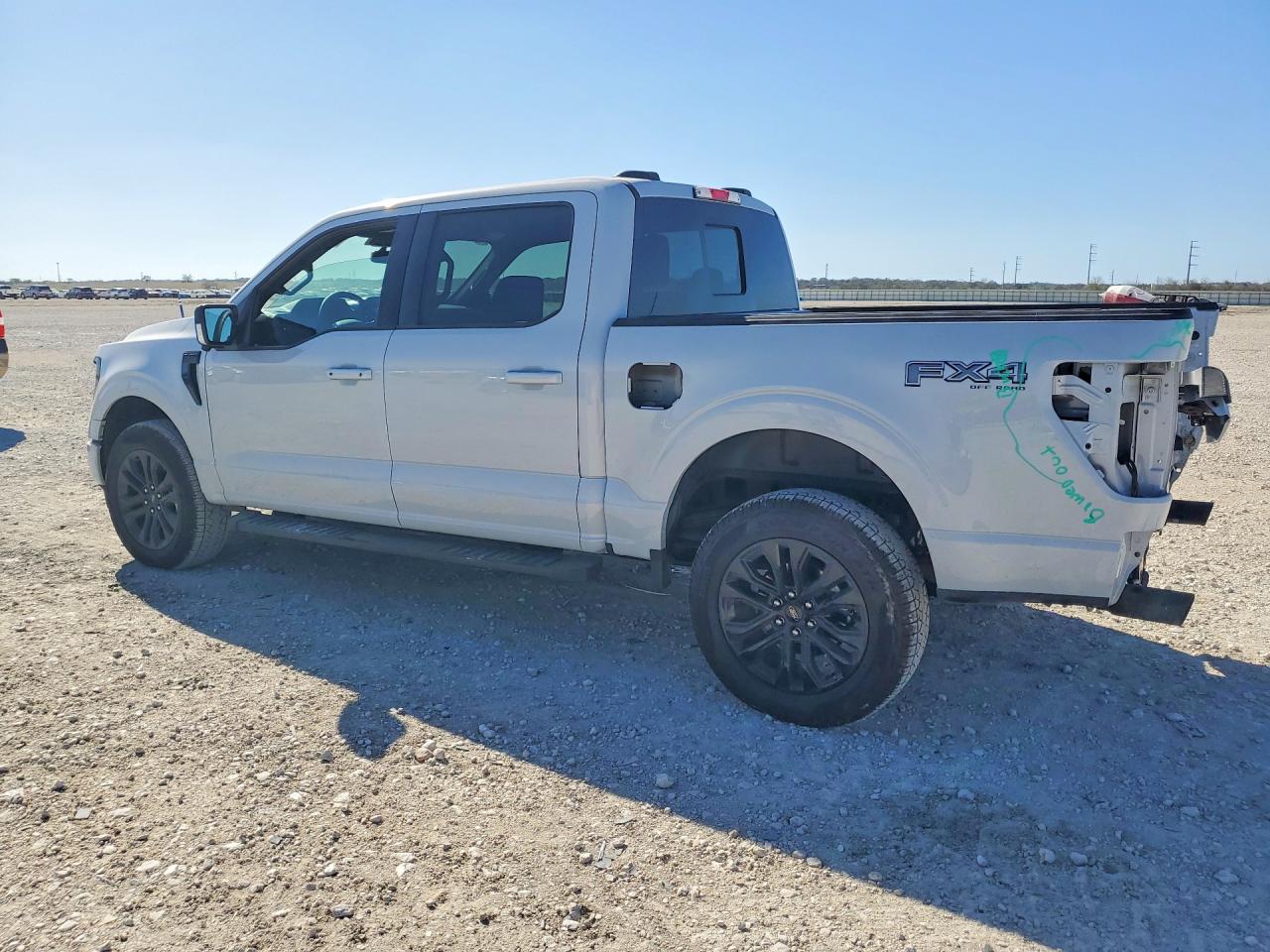 2025 FORD F150 XLT photo 4