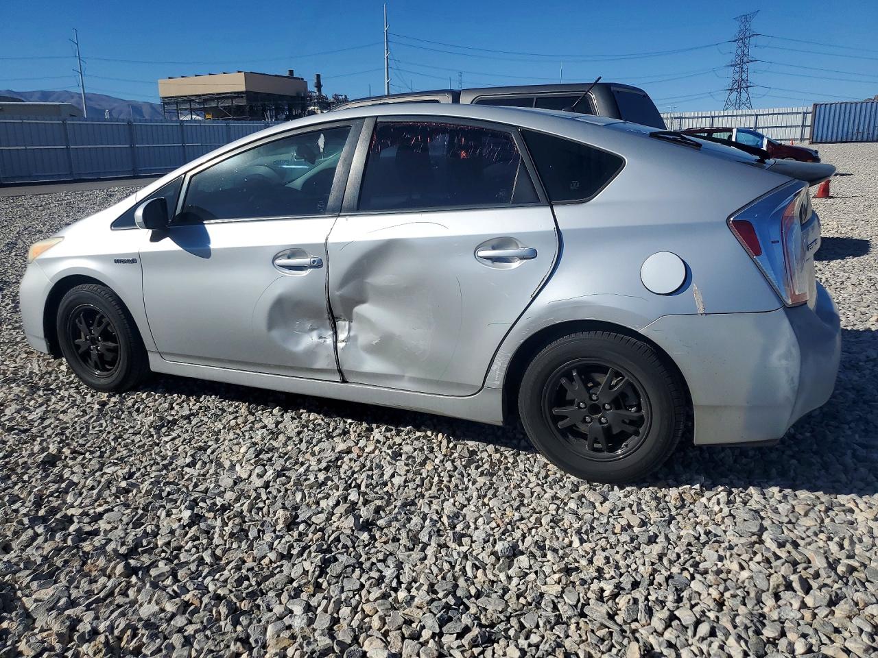 2013 TOYOTA PRIUS TWO photo 2