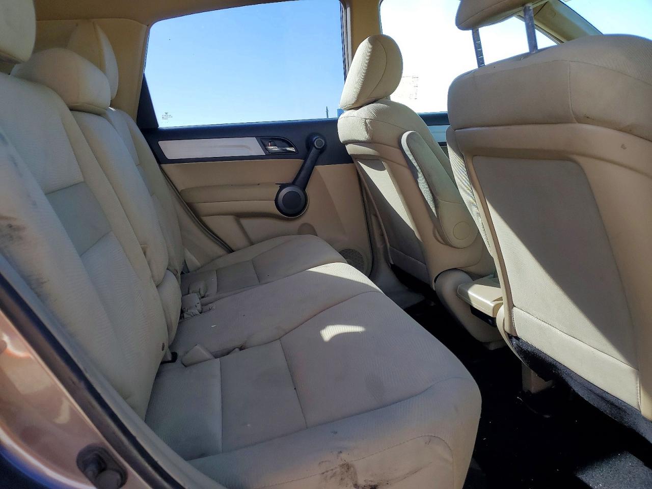 2011 HONDA CR-V LX photo 11