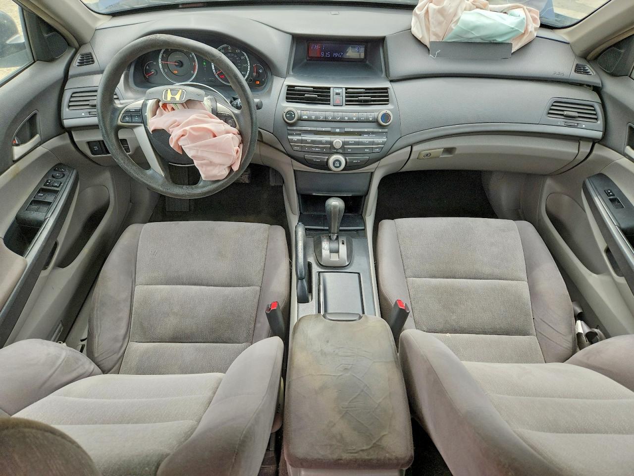 2009 HONDA ACCORD LX photo 22