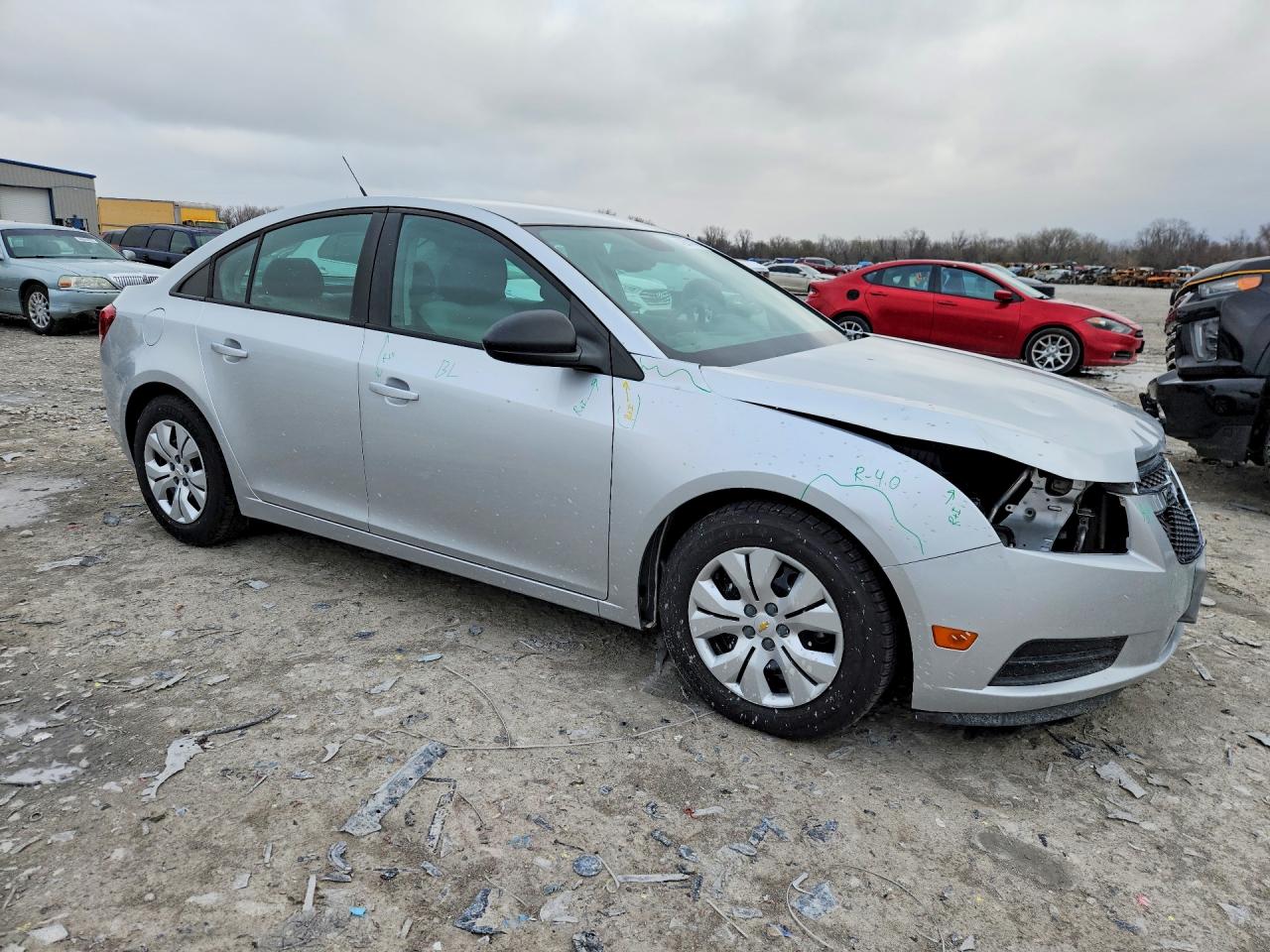 2014 CHEVROLET CRUZE LS photo 7