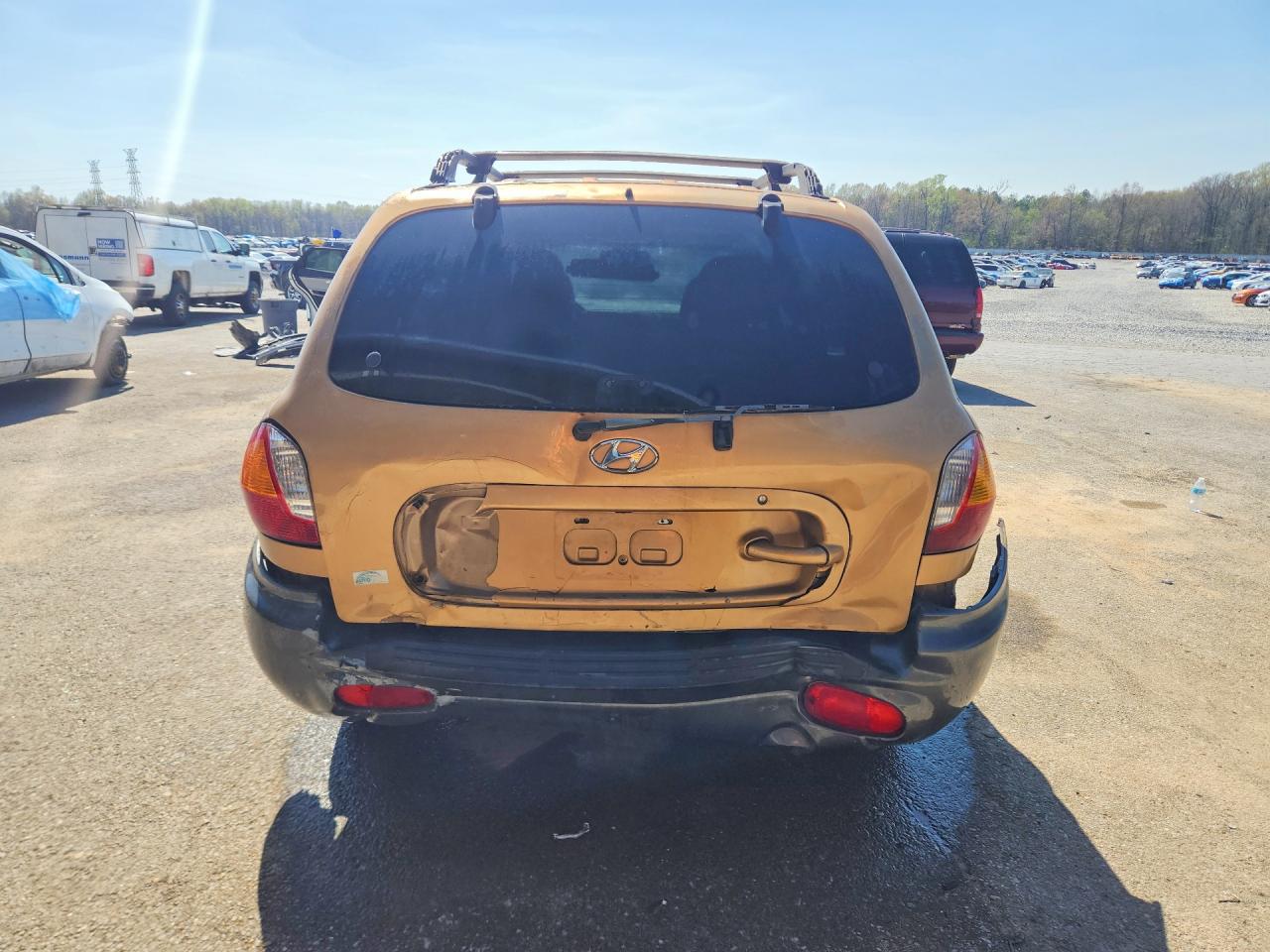 2004 HYUNDAI SANTA FE GLS photo 11