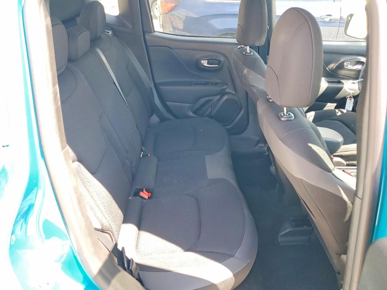 2019 JEEP RENEGADE photo 11