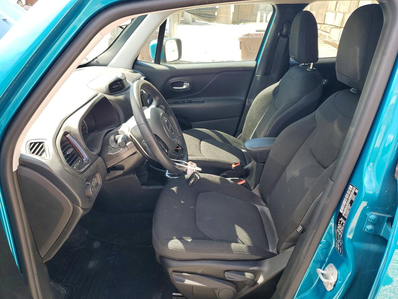 2019 JEEP RENEGADE photo 7