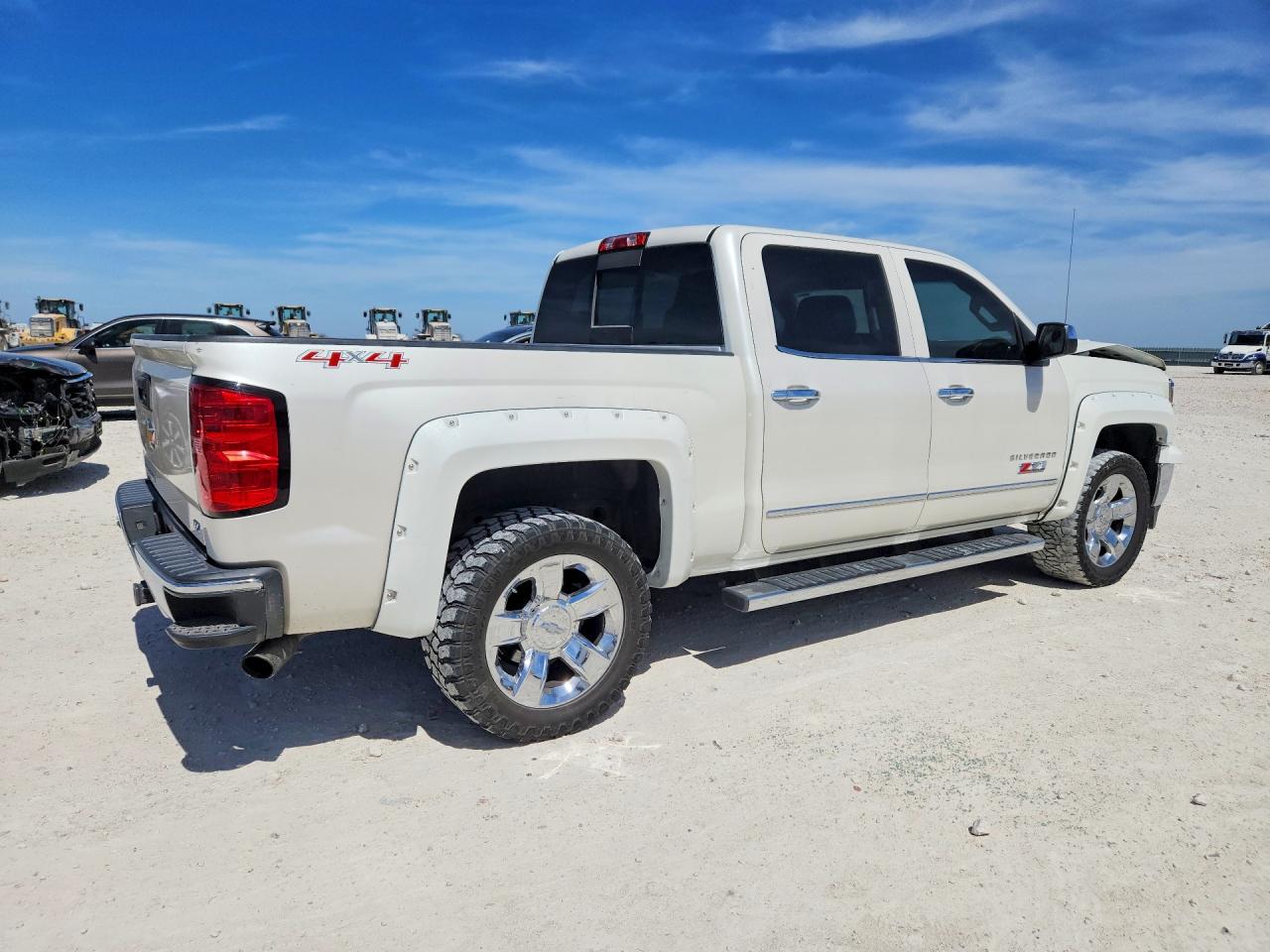 2015 CHEVROLET SILVERADO K1500 LTZ photo 7