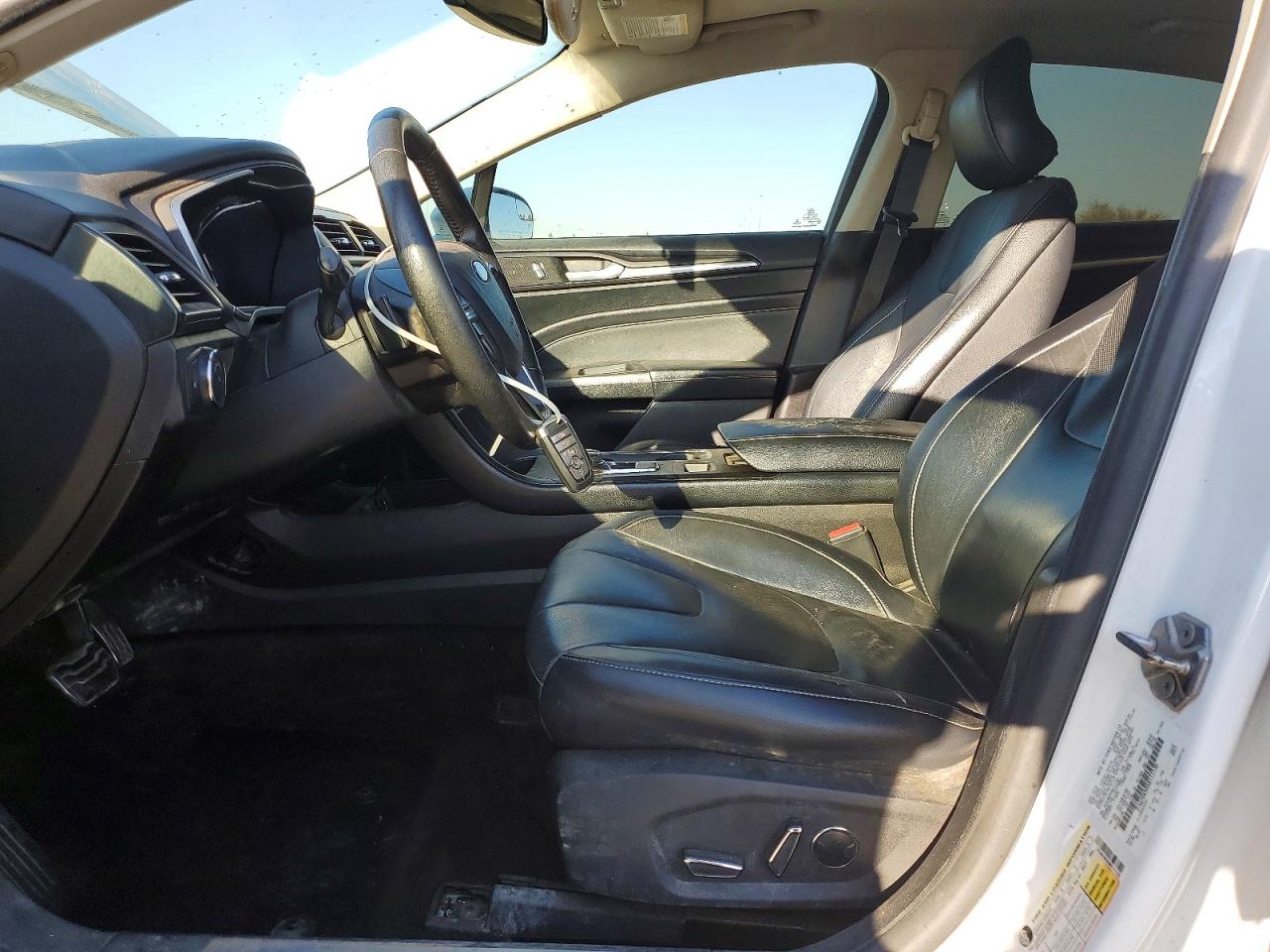 2017 FORD FUSION TITANIUM photo 13