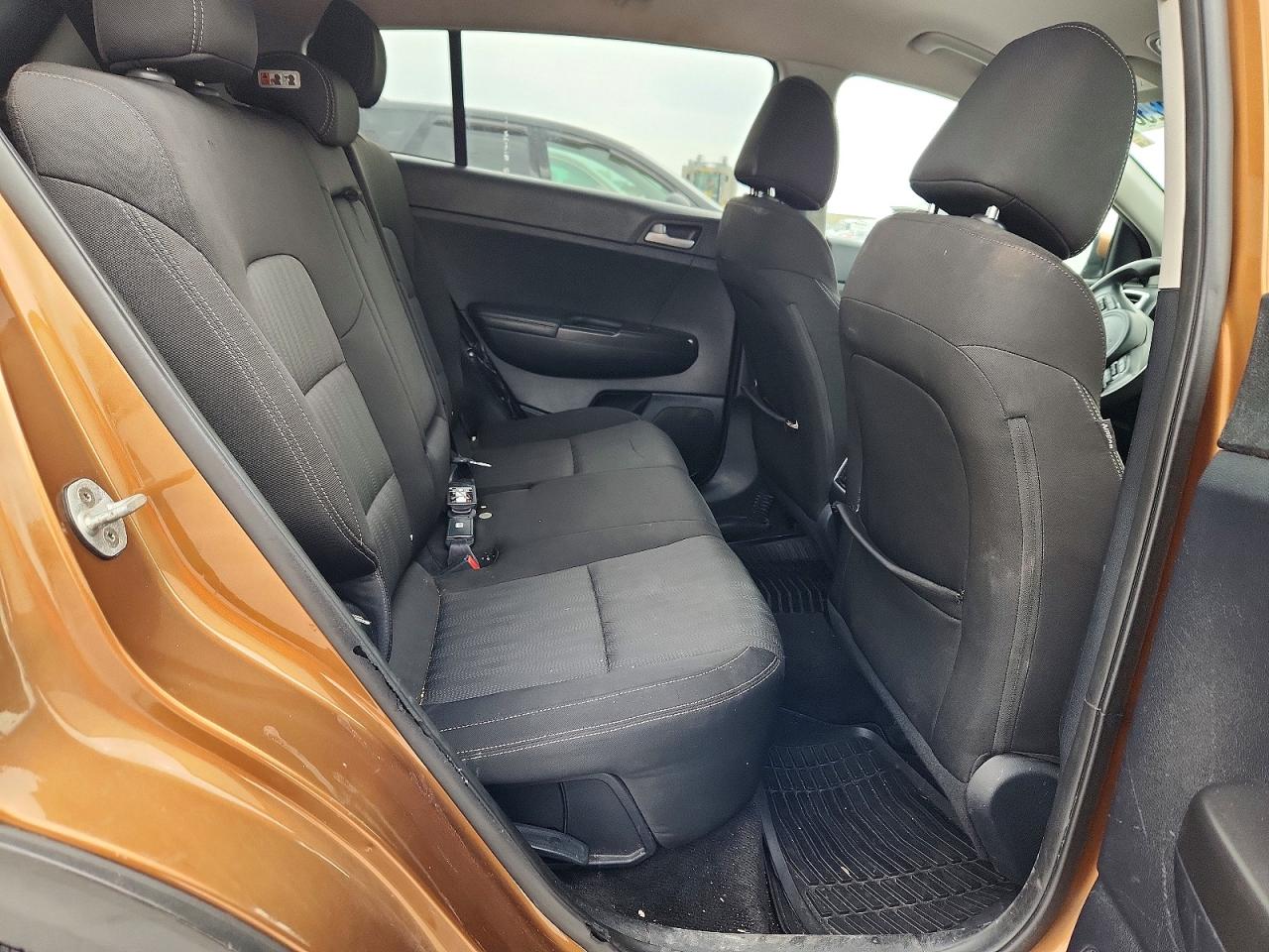 2017 KIA SPORTAGE LX photo 11