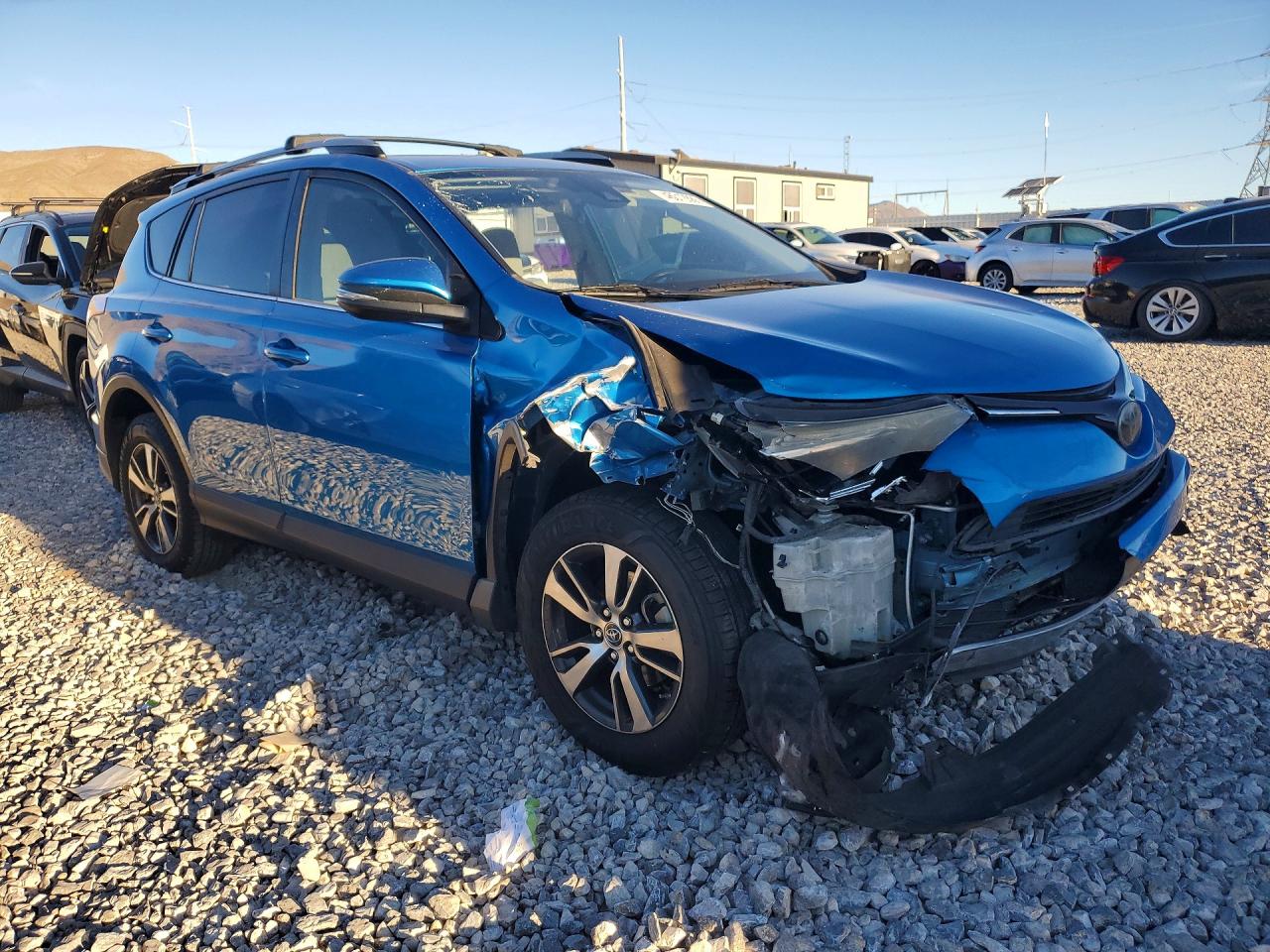 2018 TOYOTA RAV4 XLE photo 4