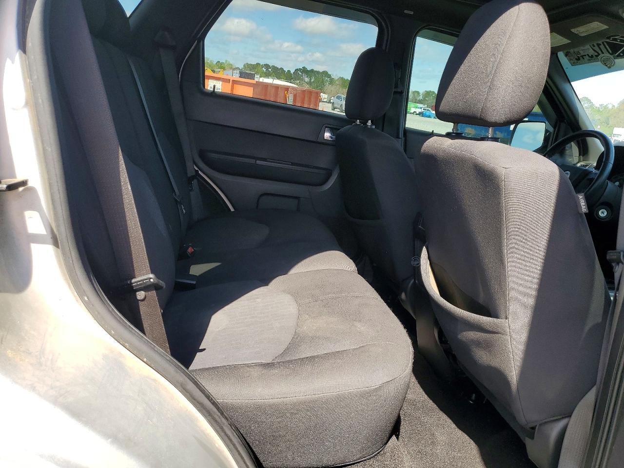 2008 MERCURY MARINER photo 11