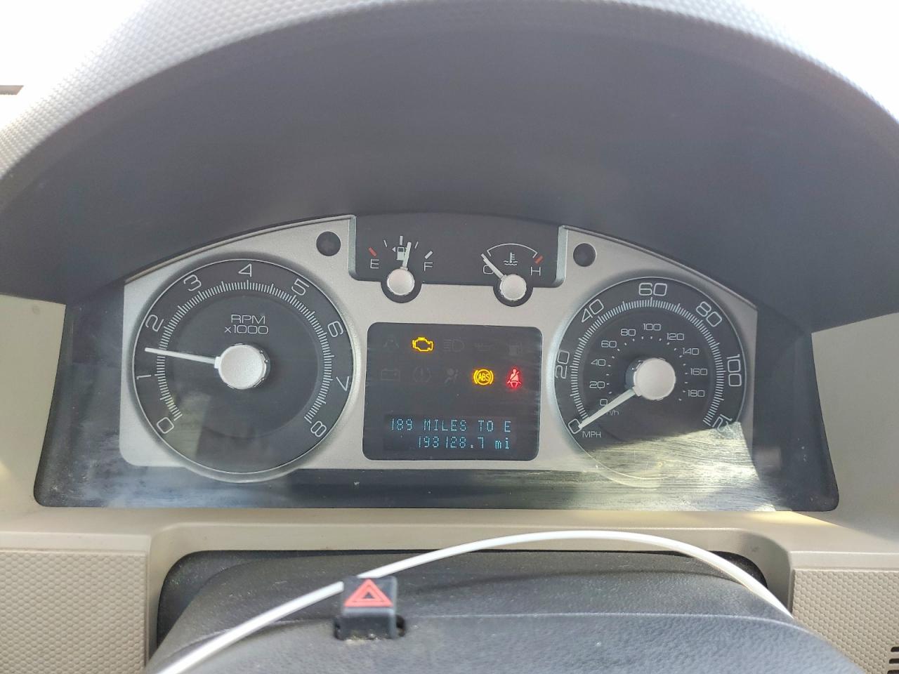 2008 MERCURY MARINER photo 9