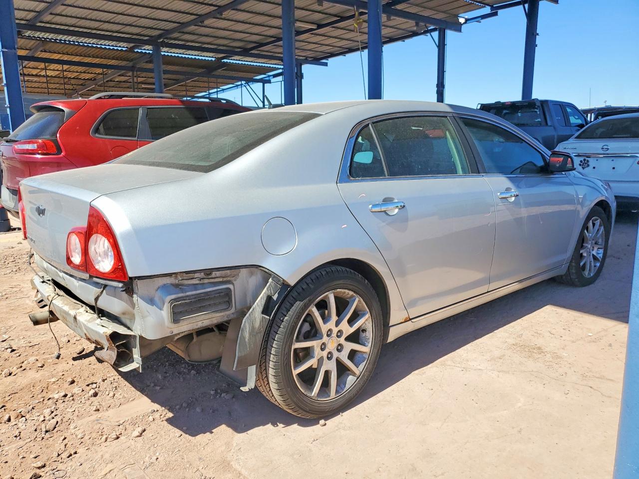 2011 CHEVROLET MALIBU LTZ photo 3