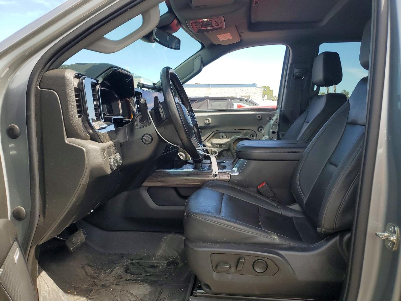 2023 CHEVROLET SILVERADO C1500 LTZ photo 7