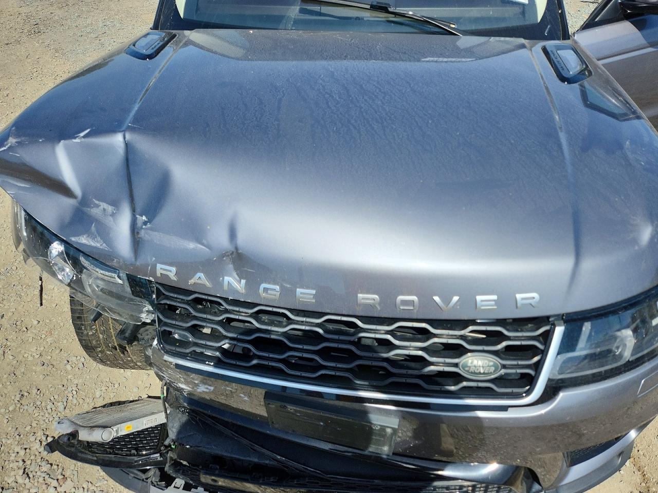 2020 LAND ROVER RANGE ROVER SPORT SE photo 34