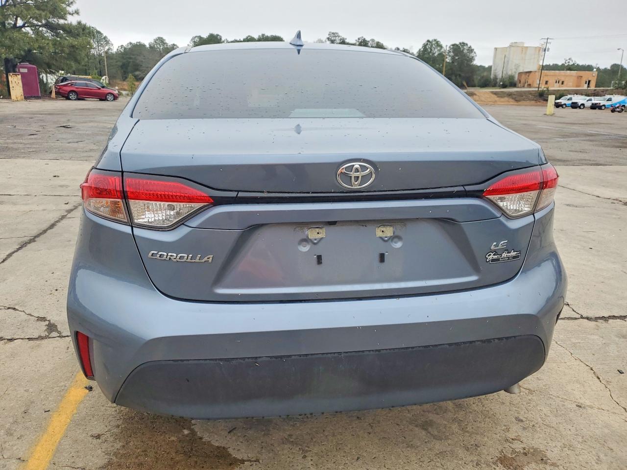 2025 TOYOTA COROLLA LE photo 6