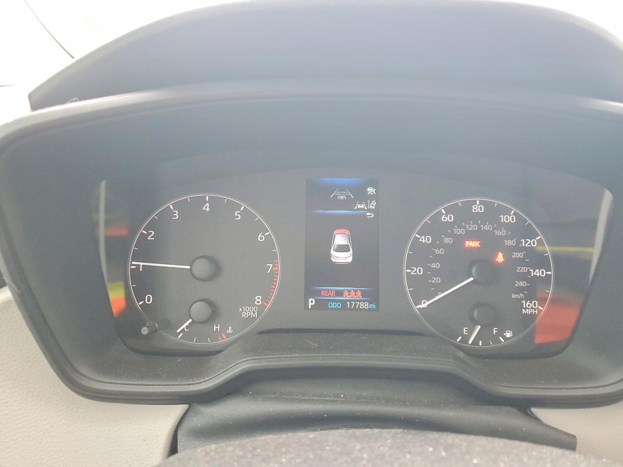 2025 TOYOTA COROLLA LE photo 9