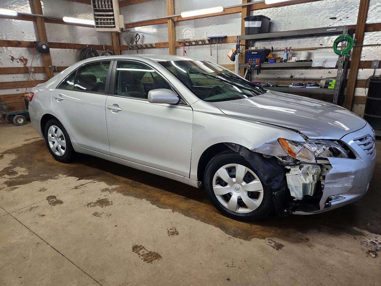 2009 TOYOTA CAMRY LE photo 7