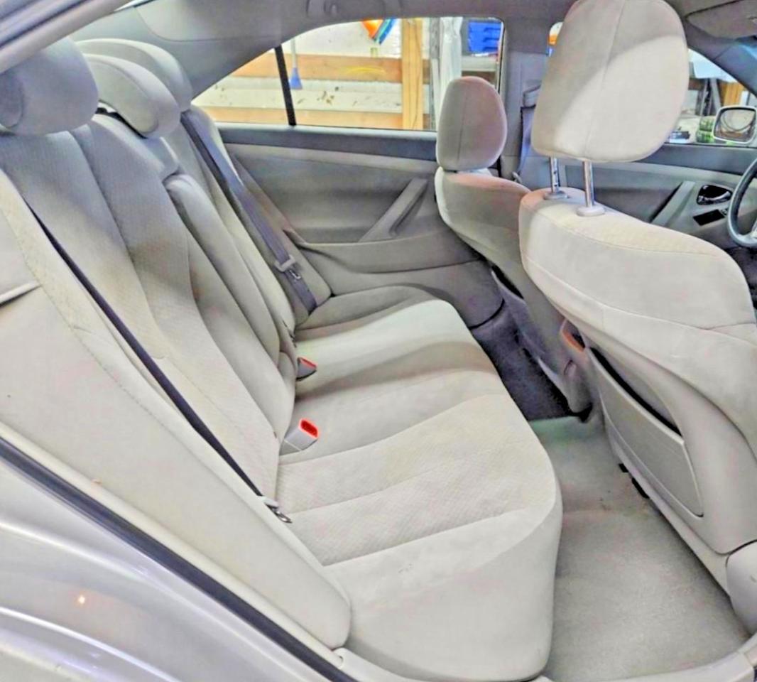 2009 TOYOTA CAMRY LE photo 19