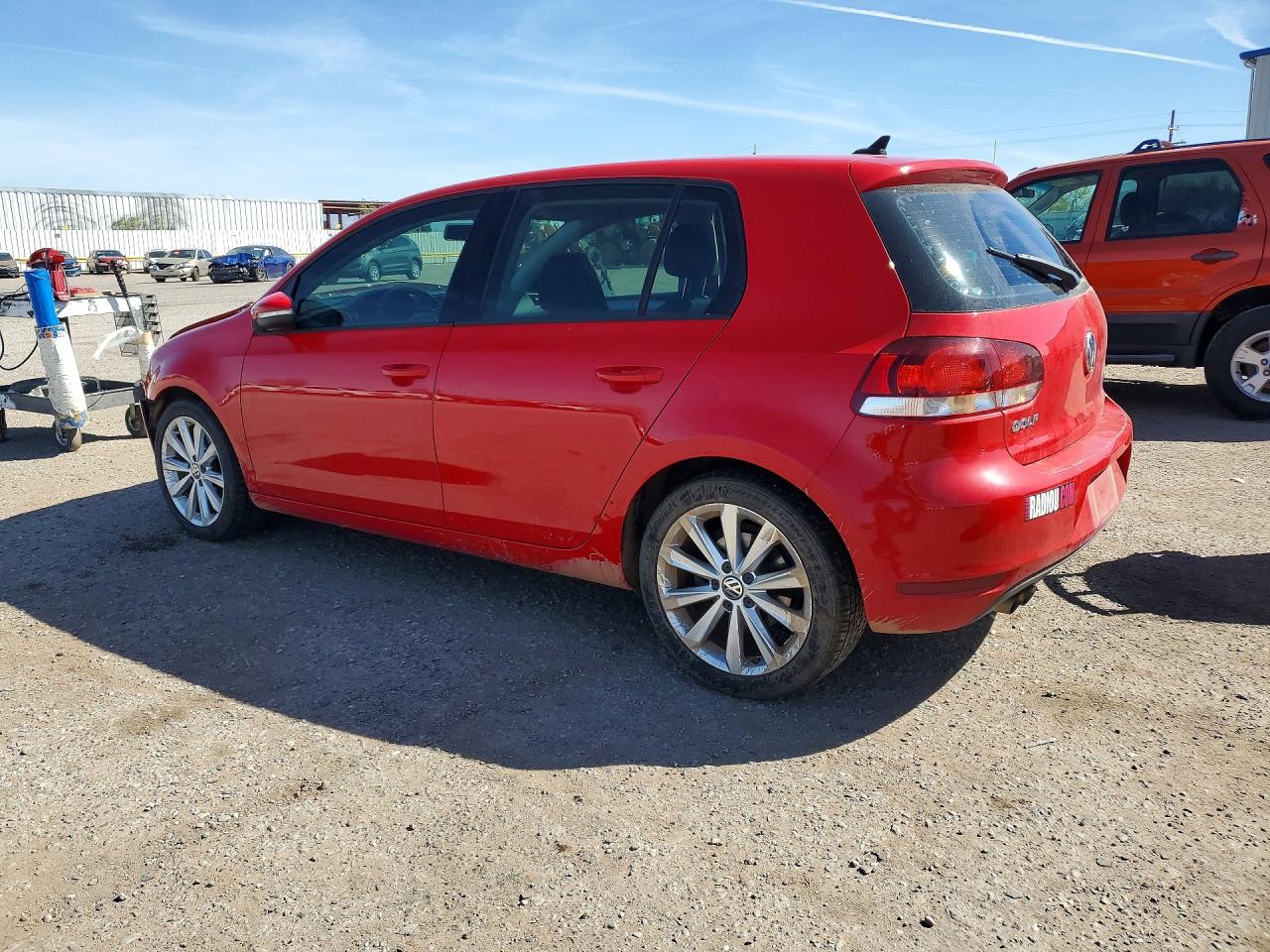 2012 VOLKSWAGEN GOLF photo 2